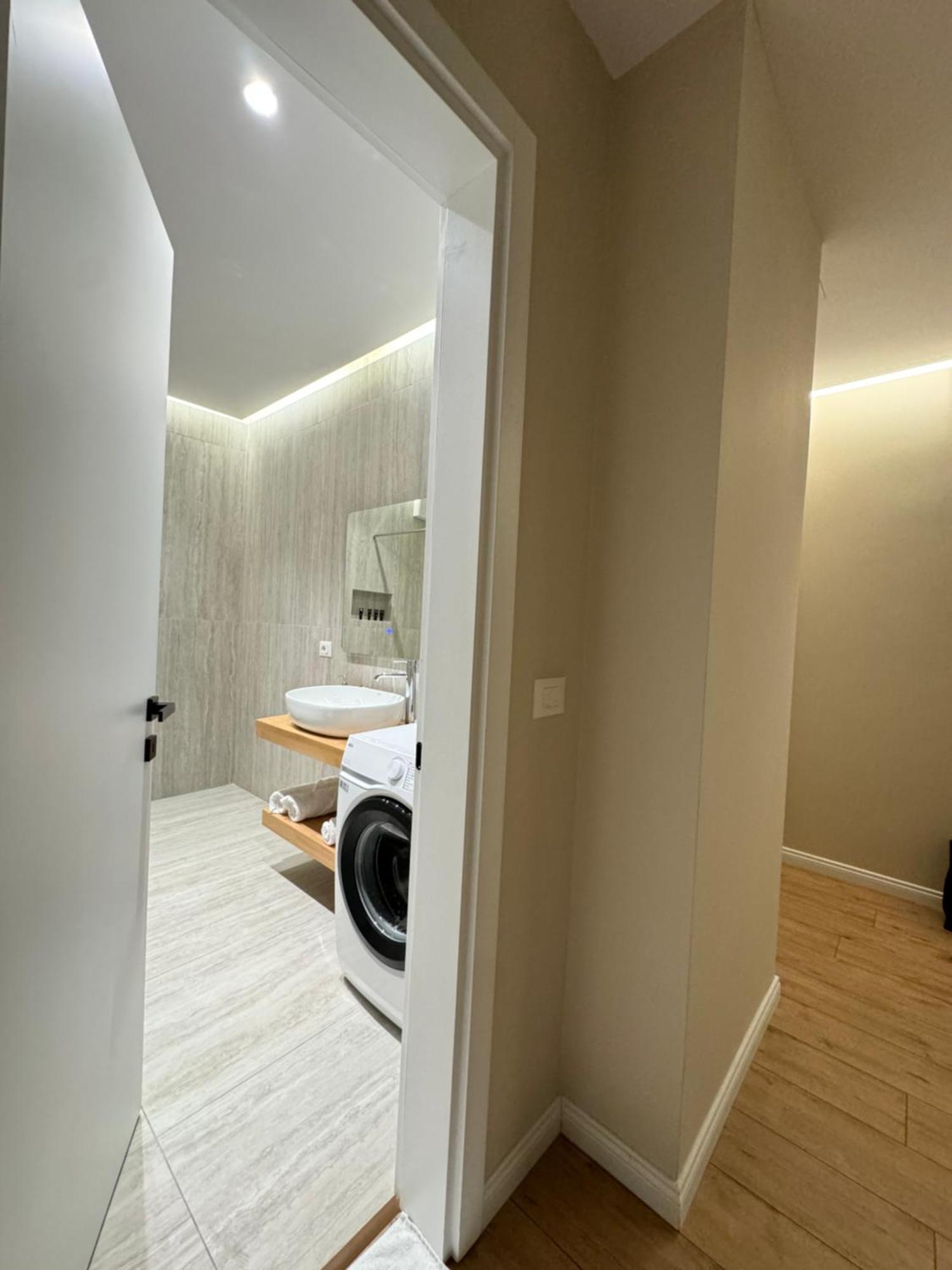 Eli Luxury Apartment *